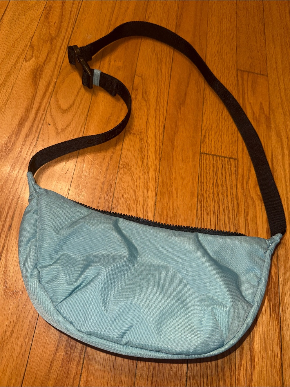 Hunter Essential Crossbody Bag